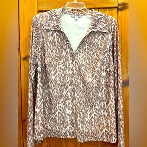 New 12 Thompson Dress Top. Very pretty color- brown with undertone of pink.